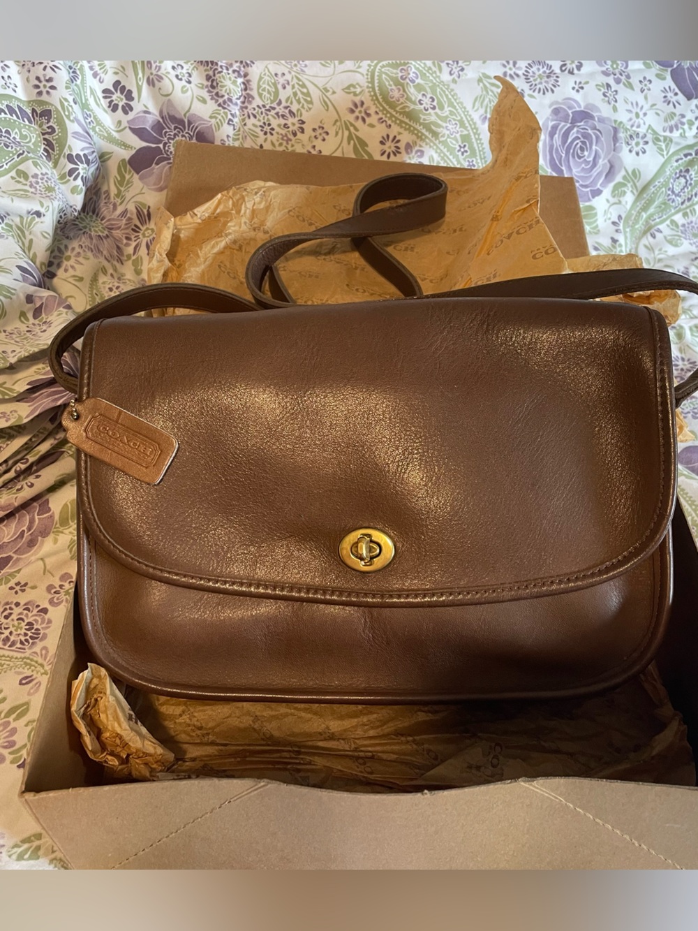 Vintage Coach City Bag in Tabac - Picture 4 of 12
